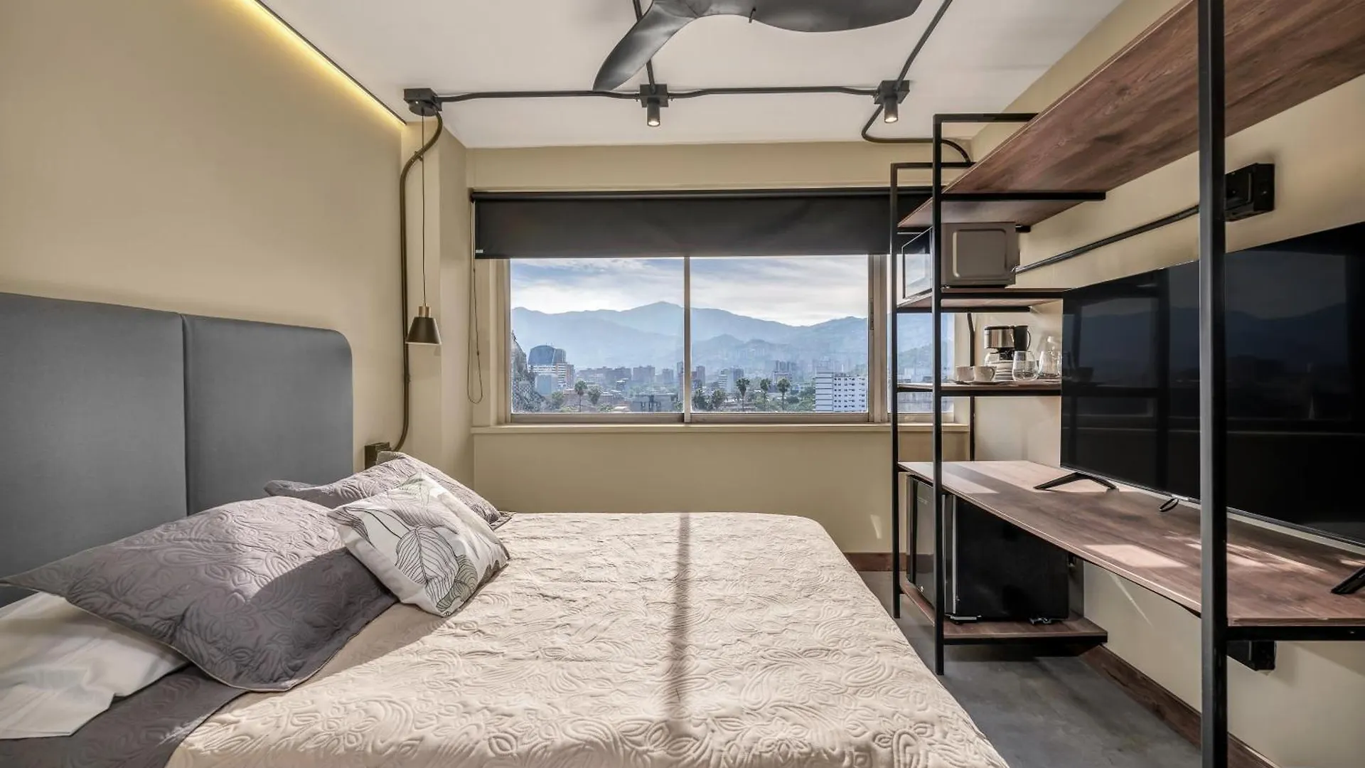 Nutibara Express By Housy Host Hotel Medellin