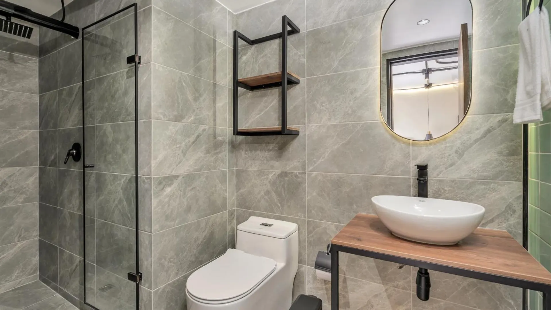 Nutibara Express By Housy Host Hotel Medellin