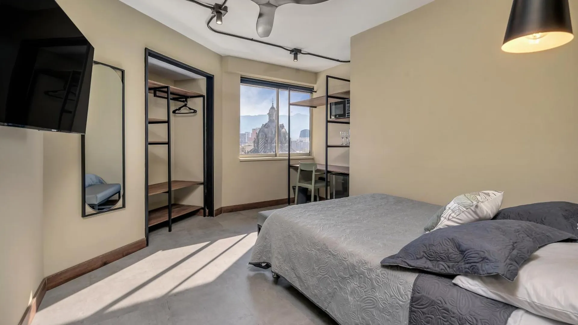 Nutibara Express By Housy Host Hotel Medellin