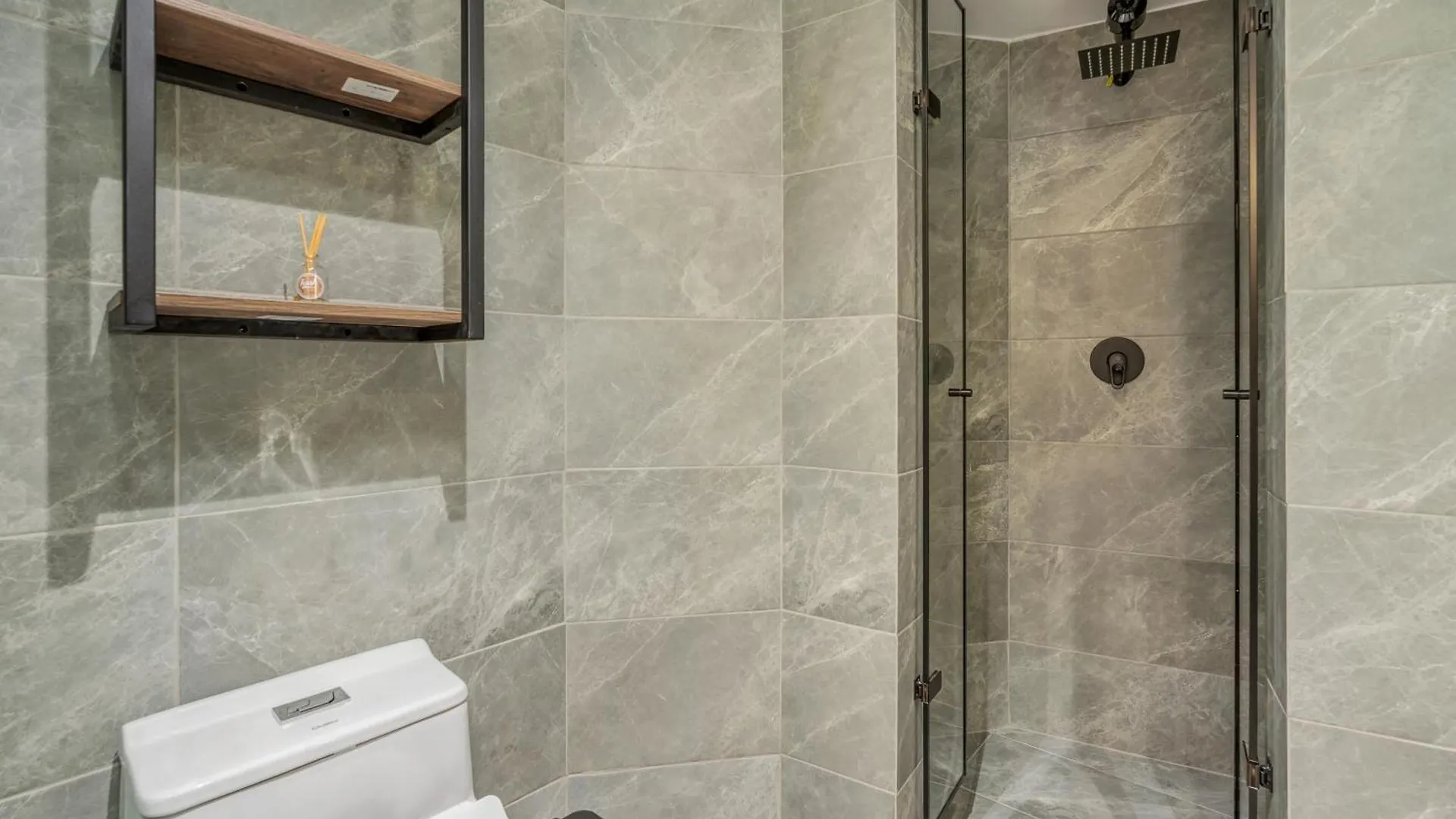Nutibara Express By Housy Host Hotel Medellin