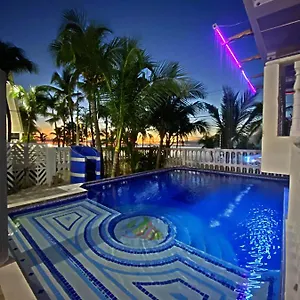 Casa Del Banquete Hotel