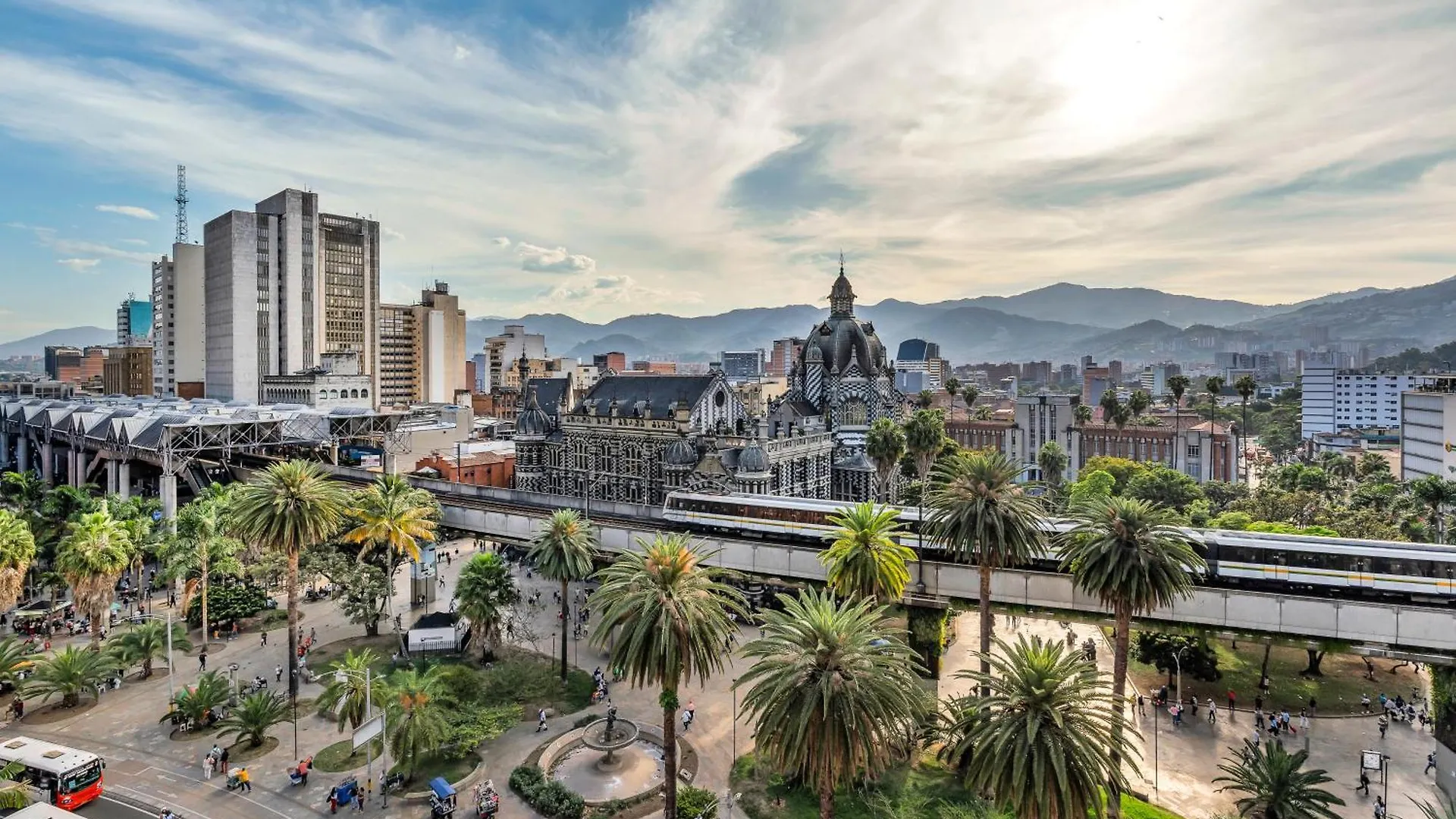 ***  Hotel Nutibara Express By Housy Host Medellín Colombia
